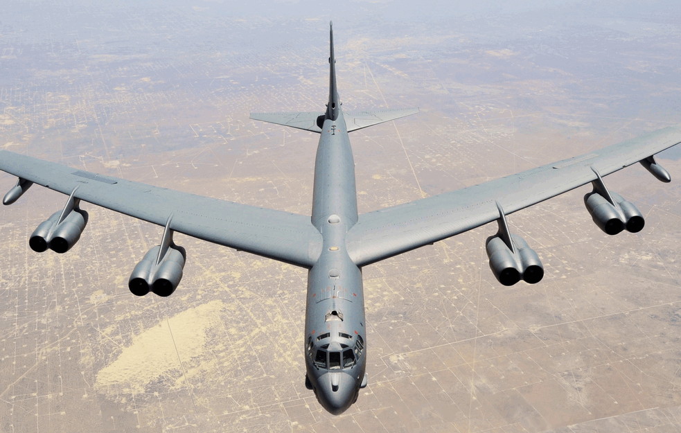 Nema labavo: Iznad Baltika, ruski <span style='color:red;'><b>Suhoj</b></span>i oterali američke bombardere B 52 